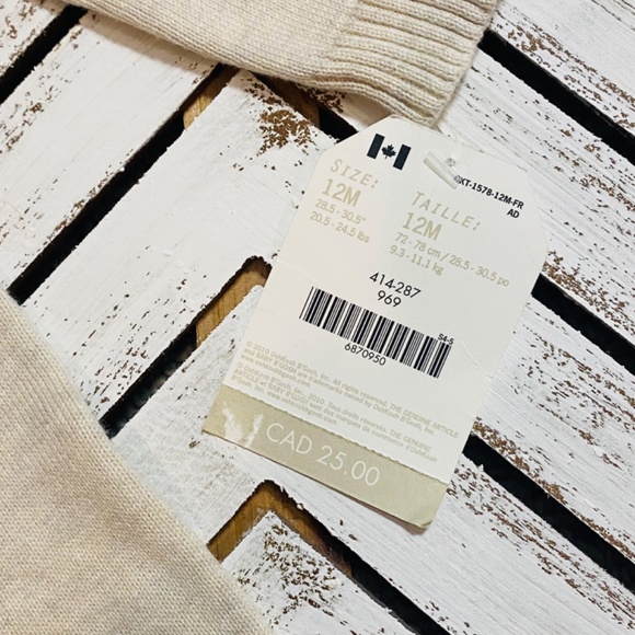 BNWT Baby OshKosh Fine Knit Onesie 12Mo - Picture 3 of 3